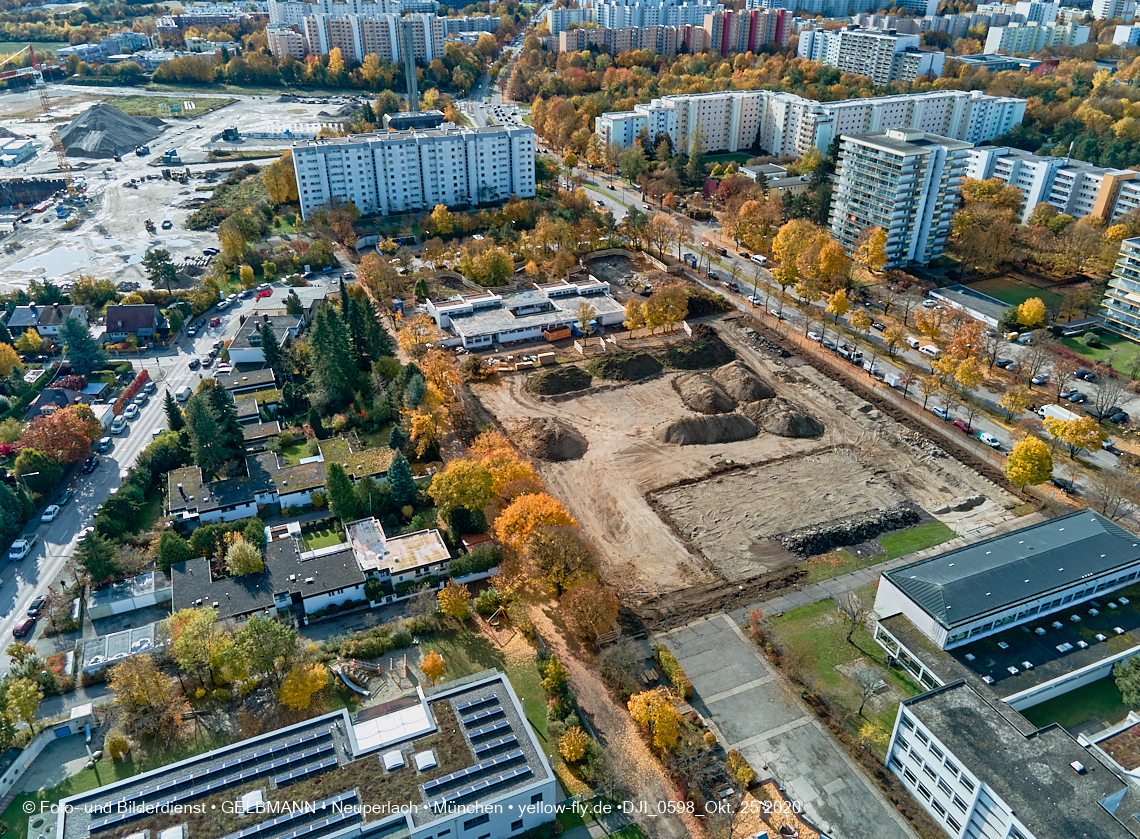 25.10.2020 - Grundschule am Karl-Marx-Ring in Neuperlach